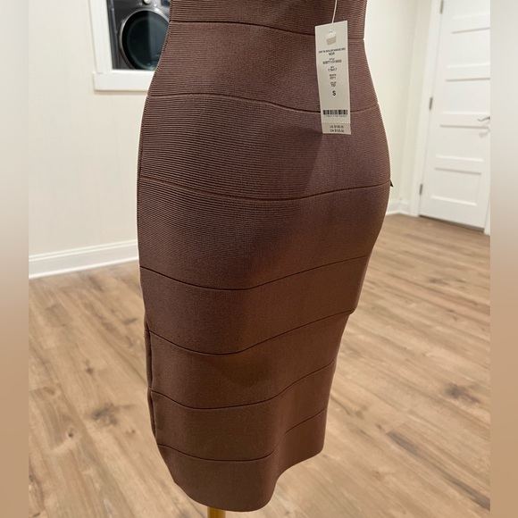 Bebe OVER THE SHOULDER BANDAGE DRESS Size Small - Picture 8 of 15